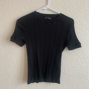 Simple Black Zara short sleeved shirt
